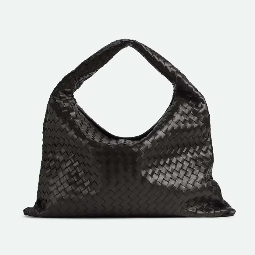 Bottega Veneta Large Hop Shoulder Bag in Calf Leather for Women in Black