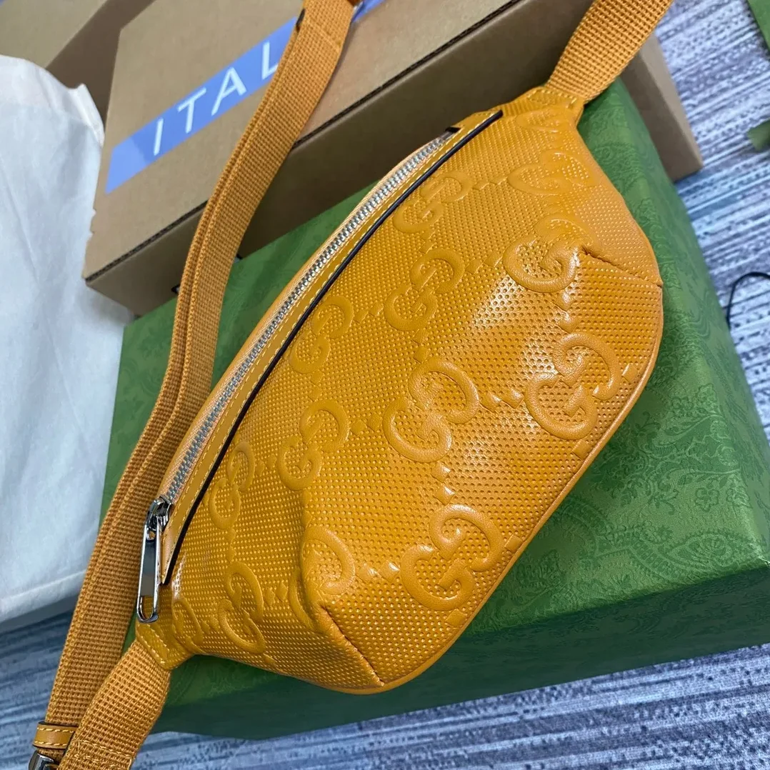 Gucci GG Embossed Belt Bag Yellow GG Embossed /