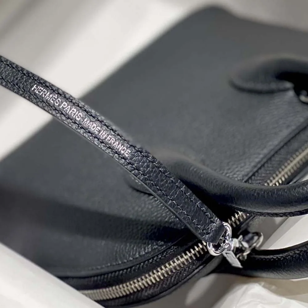 Hermes Bolide 1923 Bag in Epsom Calfskin for Unisex in Black/Silver Hermes Bolide 1923 Bag in Epsom Calfskin for Unisex in Black/Silver