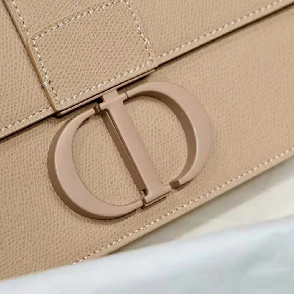 Dior 30 Montaigne Bag Ultramatte Grained Calfskin for Women in Pink Dior 30 Montaigne Bag Ultramatte Grained Calfskin for Women in Pink