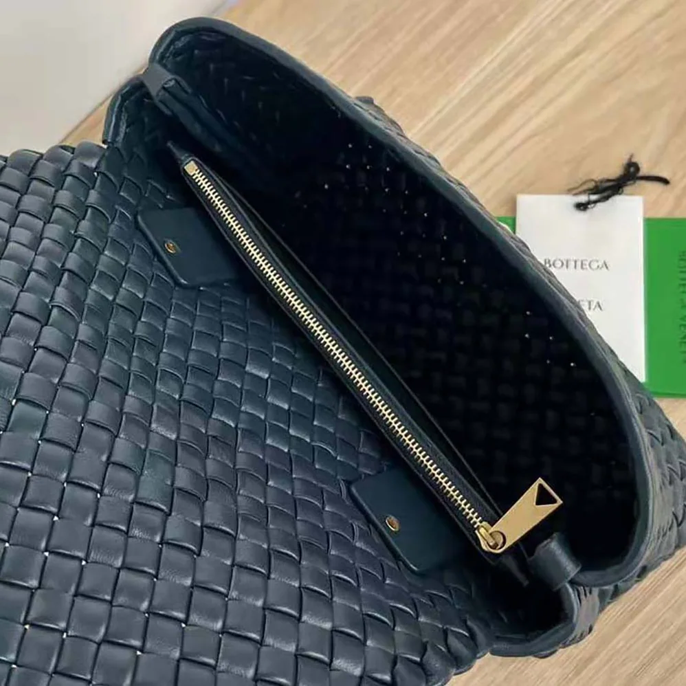 Bottega Veneta Patti Top Handle Bag in Lambskin for Women in Black Bottega Veneta Patti Top Handle Bag in Lambskin for Women in Black