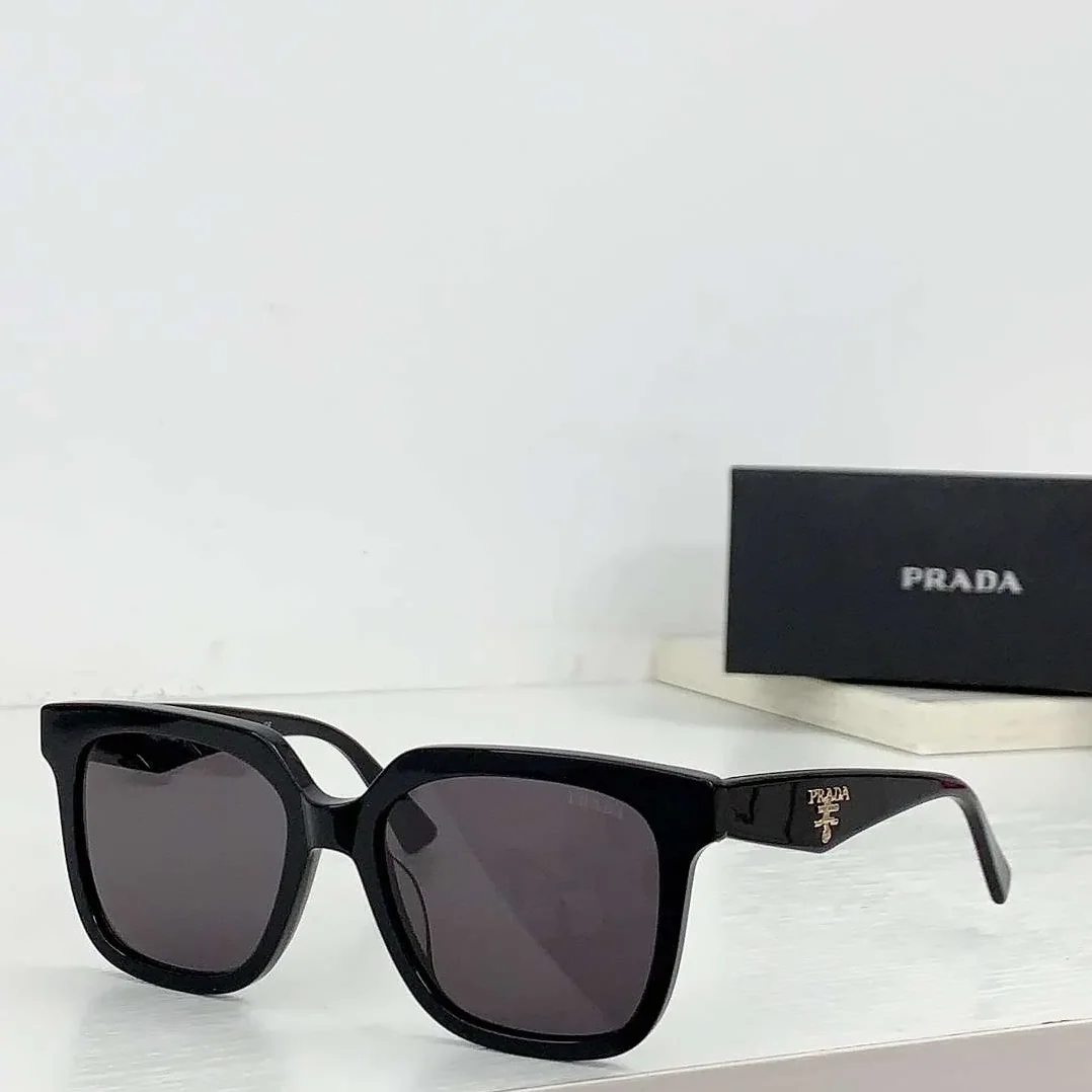 Prada Sunglasses Squares Gradient Black Prada Sunglasses Squares Gradient Black