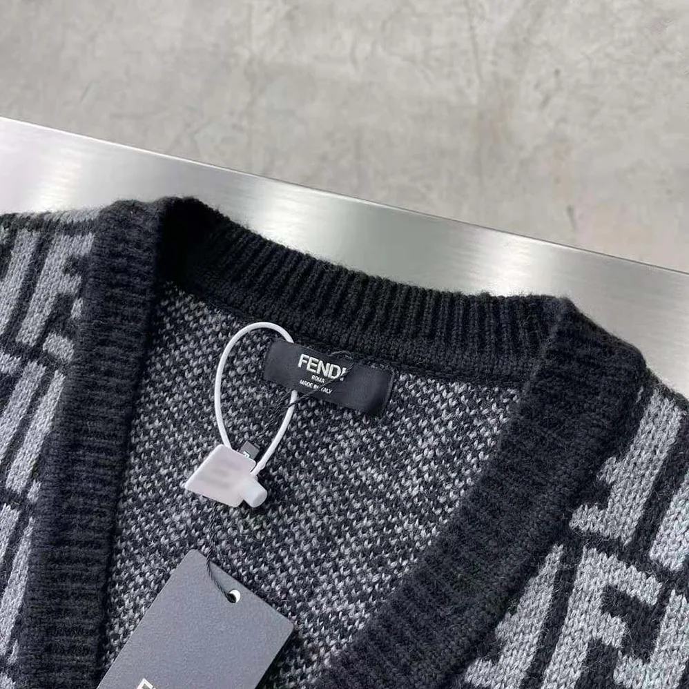 Fendi Black Cashmere Cardigan-FZC433APPAF05HY for Men