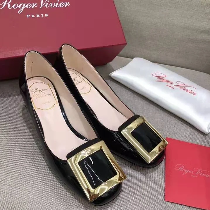 Roger Vivier Tres Vivier Ballerinas 2.54 cm Heel for Women in Black Roger Vivier Tres Vivier Ballerinas 2.54 cm Heel for Women in Black