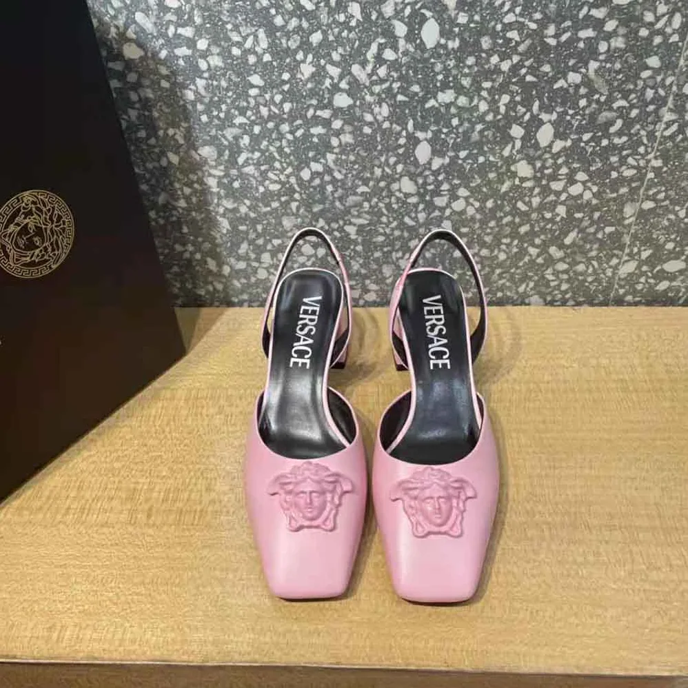 Versace La Medusa Leather Sling-Back Pumps for Women in Pink Versace La Medusa Leather Sling-Back Pumps for Women in Pink