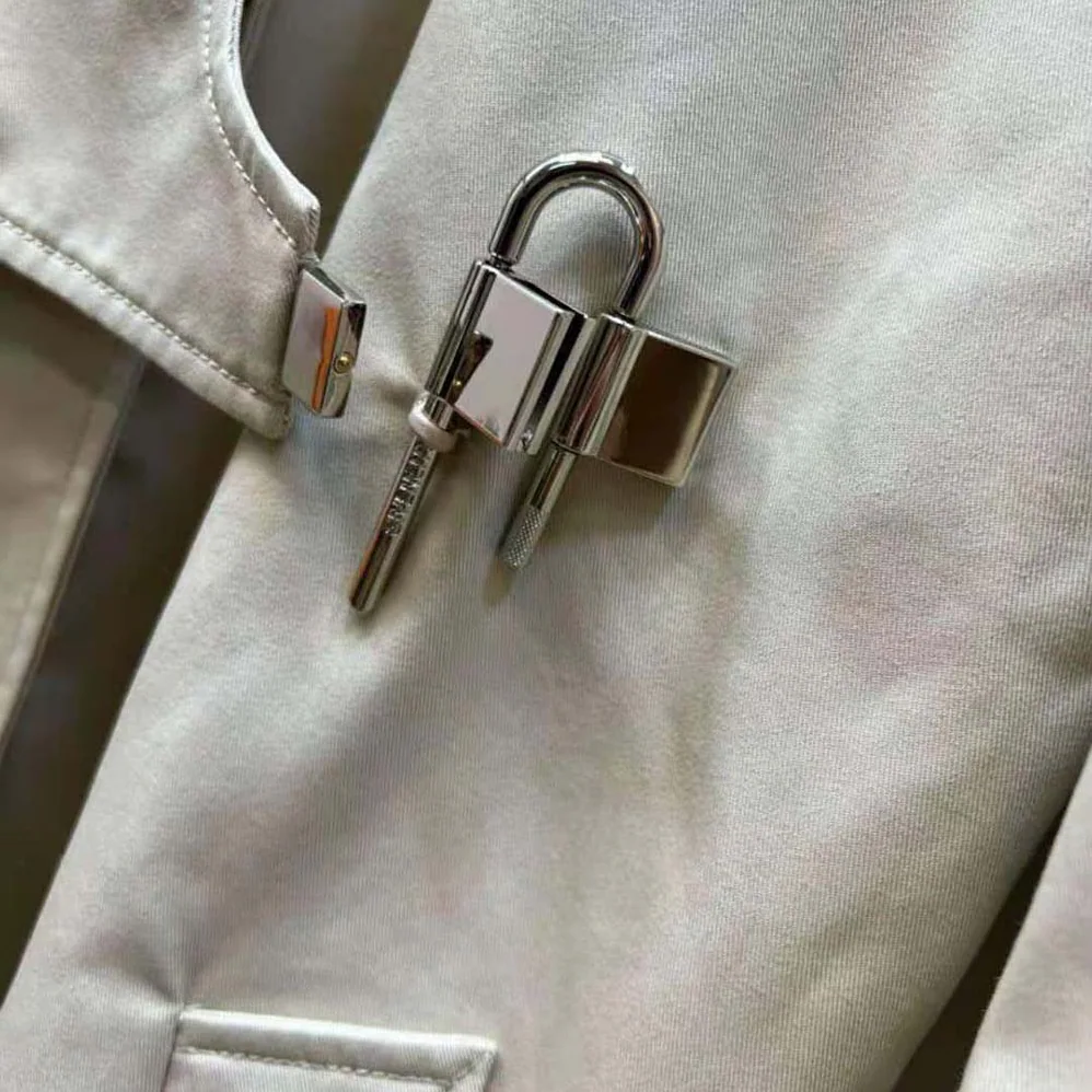 Givenchy Trench Coat in Cotton Twill with U-lock Buckle for Women in Light Beige