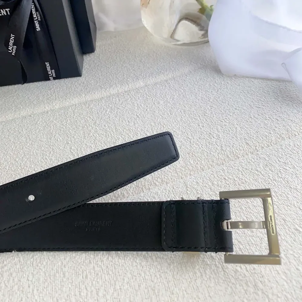 Saint Laurent YSL Cassandre Thin Belt with Square Buckle in Smooth Leather for Women