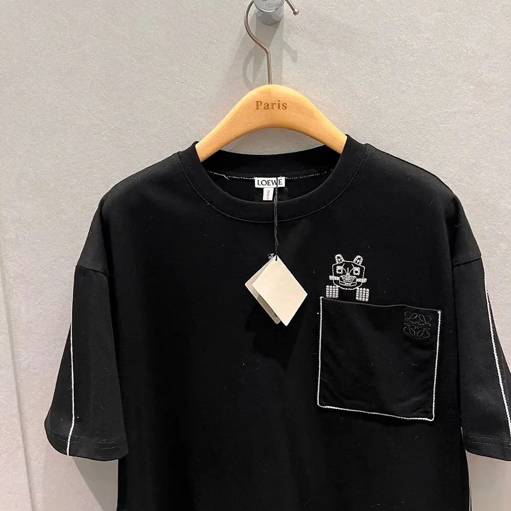 Loewe Regular Fit T-Shirt in Cotton for Men in Black Loewe Regular Fit T-Shirt in Cotton for Men in Black