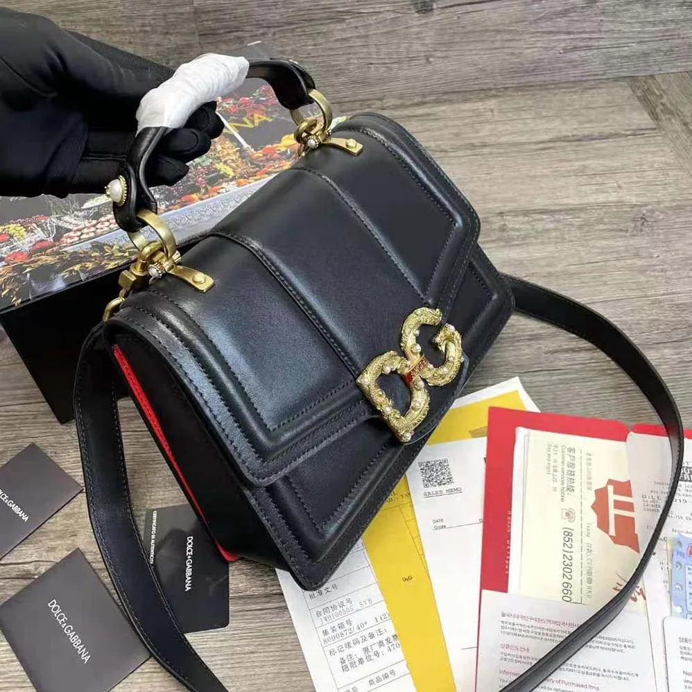 Dolce Gabbana D&G Amore Bag in Calfskin for Women in Black Dolce Gabbana D&G Amore Bag in Calfskin for Women in Black