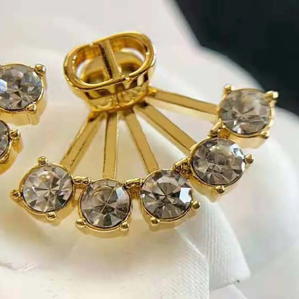 Dior Petit CD Earrings Gold for Women in Finish Metal Dior Petit CD Earrings Gold for Women in Finish Metal
