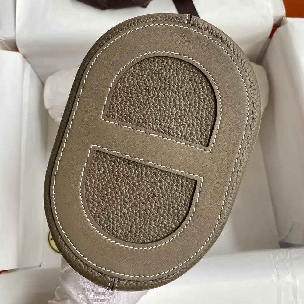 Hermes In the Loop 18 Handbag Clemence Leather for Women in Grey/Silver