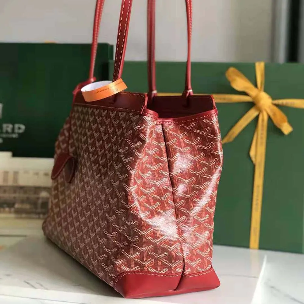 Goyard Bellechasse Biaude PM Bag for Women in Red