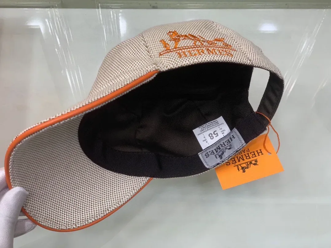 Hermes Davis H Primavera Grey Beige Hermes Cap Hermes Davis H Primavera Grey Beige Hermes Cap