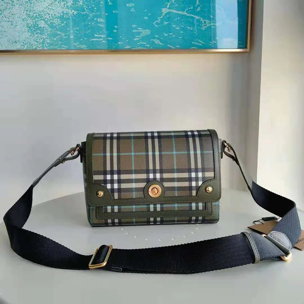 Burberry Note Bag for Women in Green