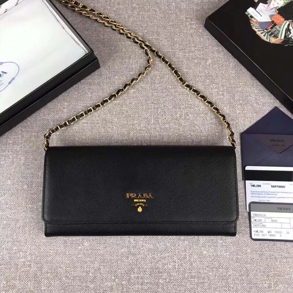 Prada Leather Shoulder Bag in Saffiano for Women in Black Prada Leather Shoulder Bag in Saffiano for Women in Black