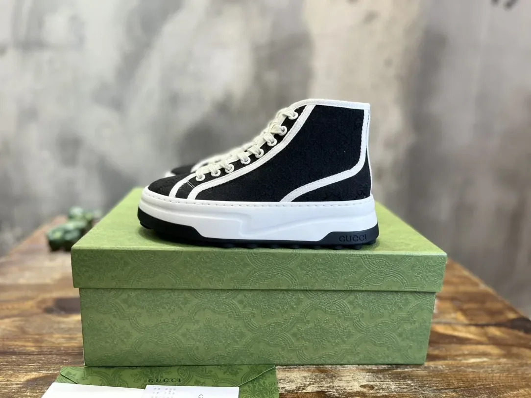 Gucci Chunky Sneaker Black Gucci Chunky Sneaker Black