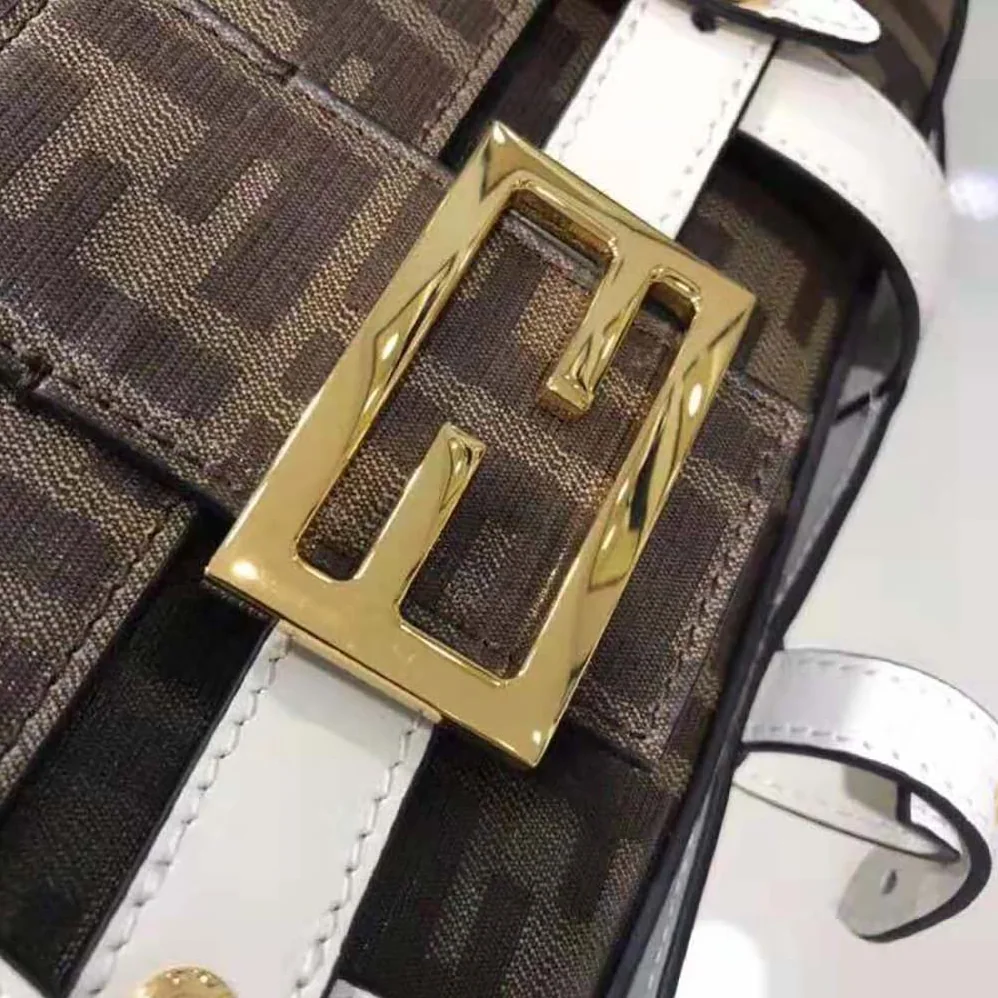 Fendi Baguette Cage Brown Fabric Bag for Women in White Fendi Baguette Cage Brown Fabric Bag for Women in White
