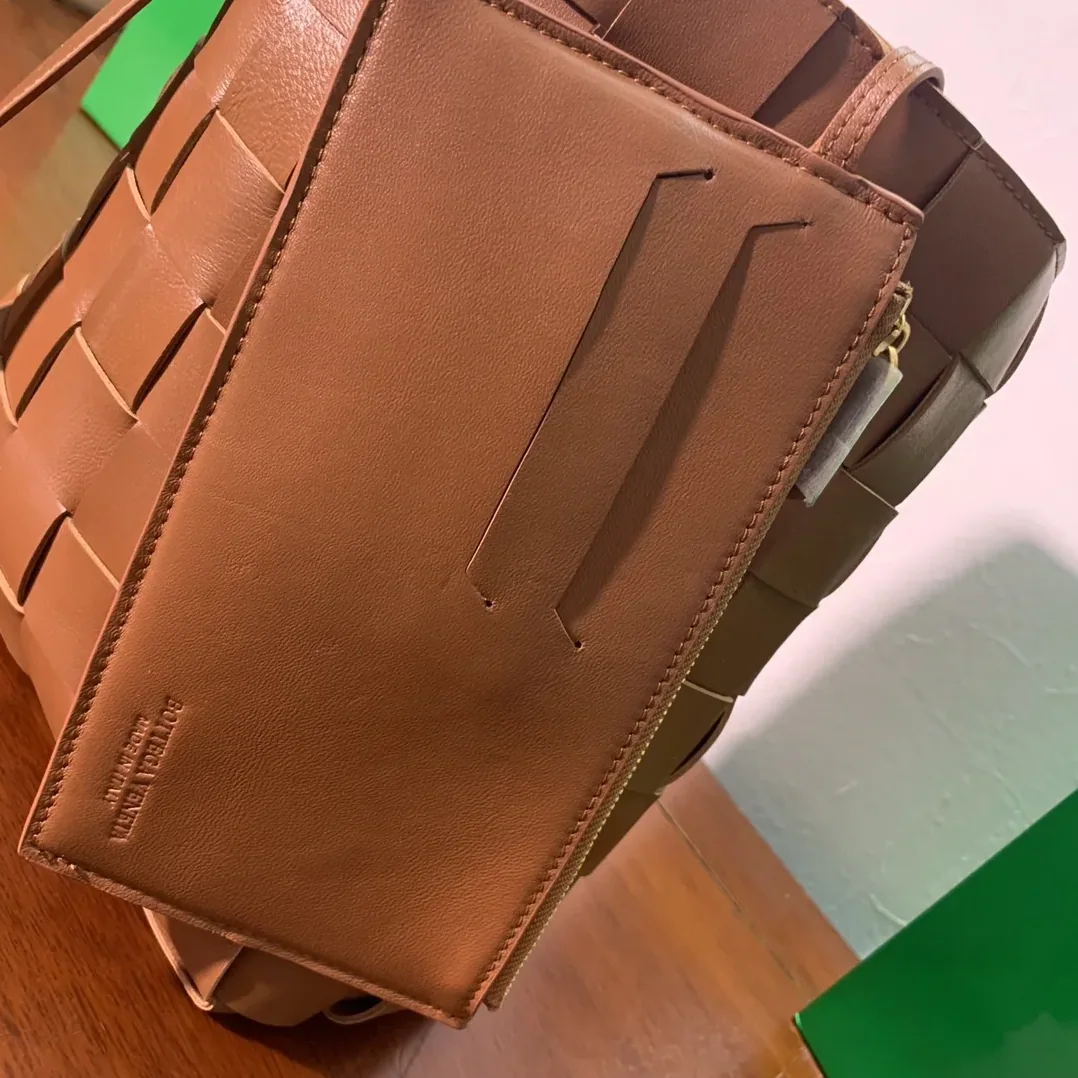 Bottega Veneta Shoulder Bag Nappa Brown