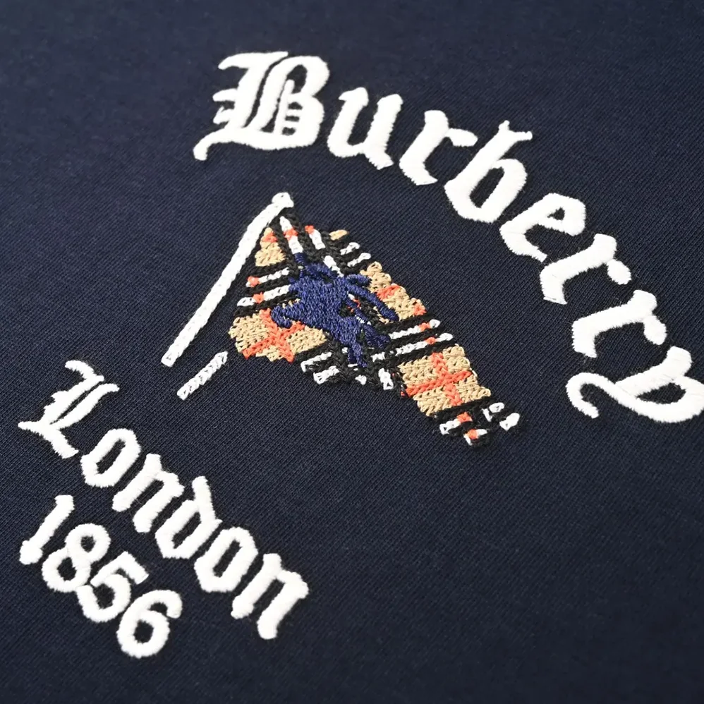 Burberry Check Flag Cotton T-shirt for Women in Black Burberry Check Flag Cotton T-shirt for Women in Black