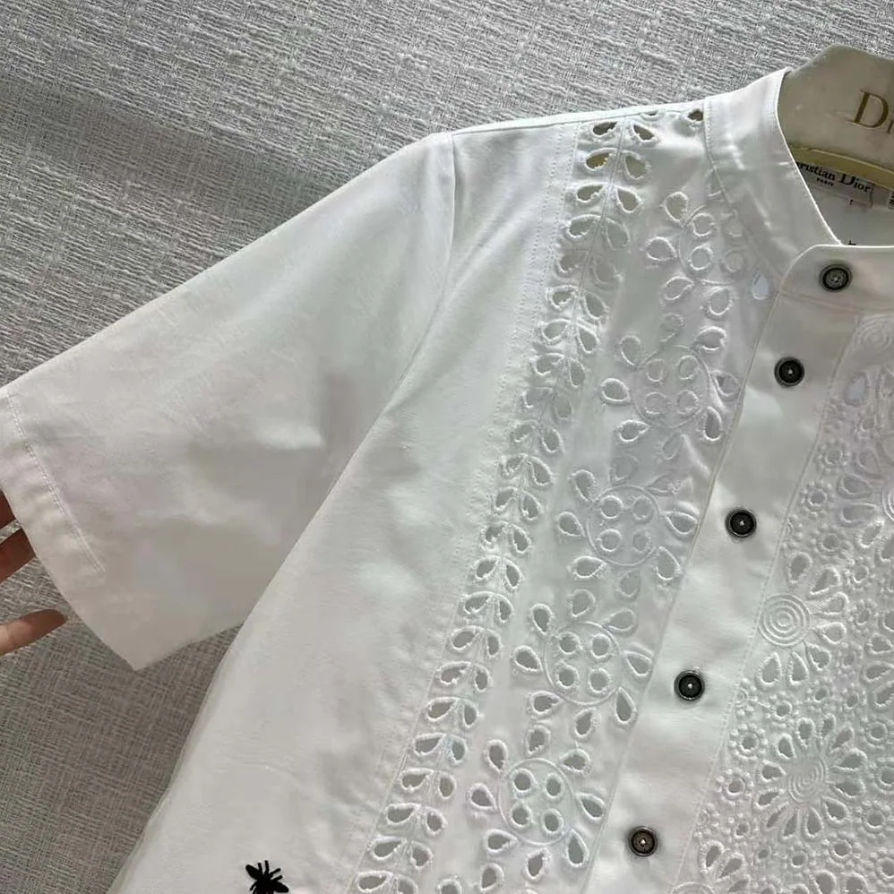 Dior Short Buttoned Blouse White Cotton Denim with Saint for Women in Gall Motif
