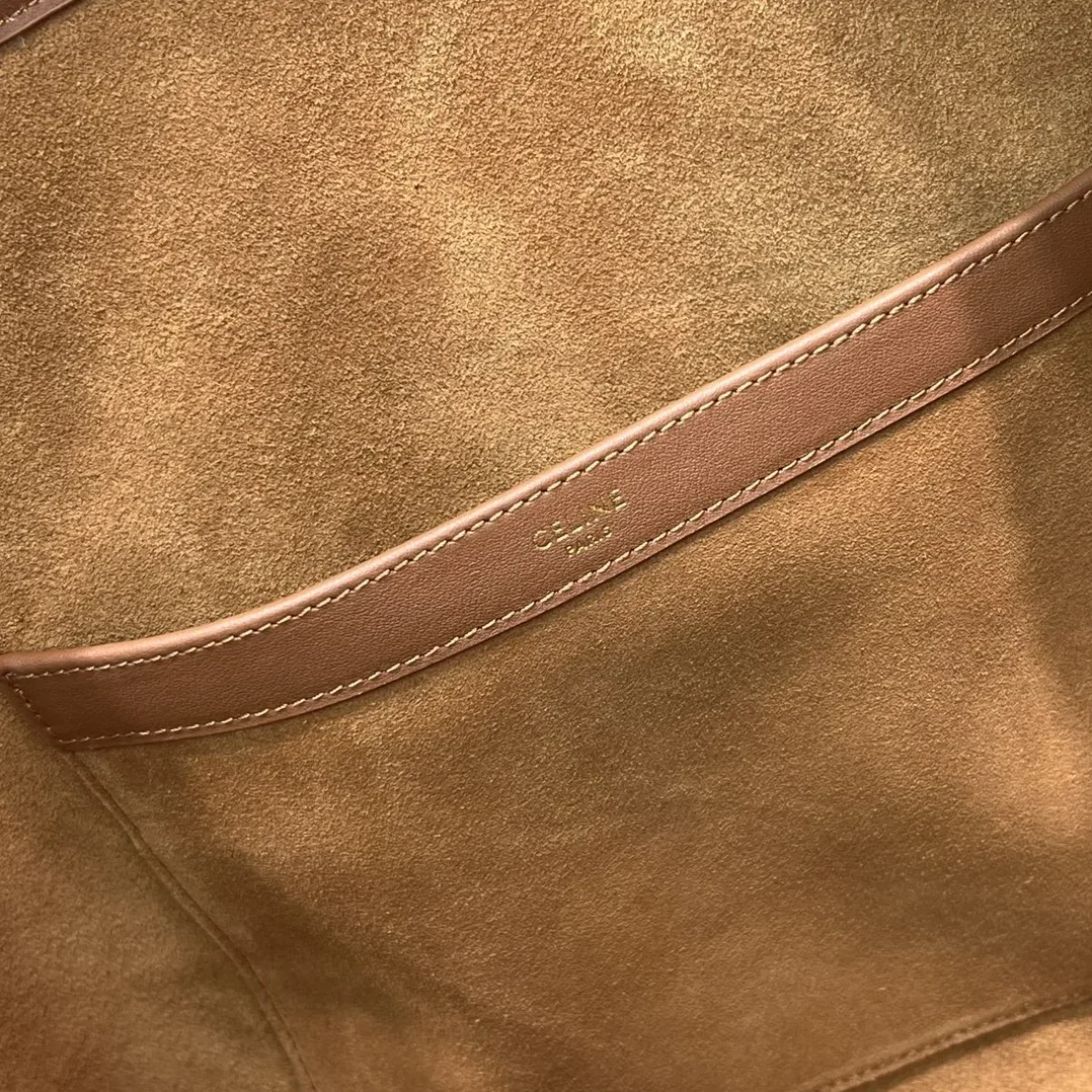Celine Cabas Drawstring Cuir Triomphe Tan / .04LU Celine Cabas Drawstring Cuir Triomphe Tan / .04LU