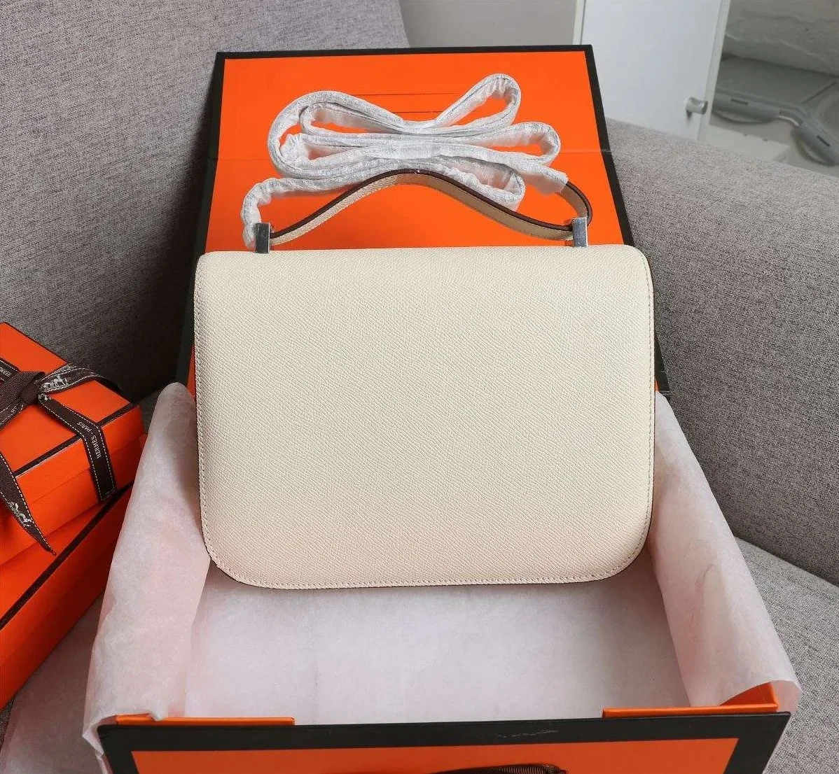 Hermes Constance Handbag Off White /