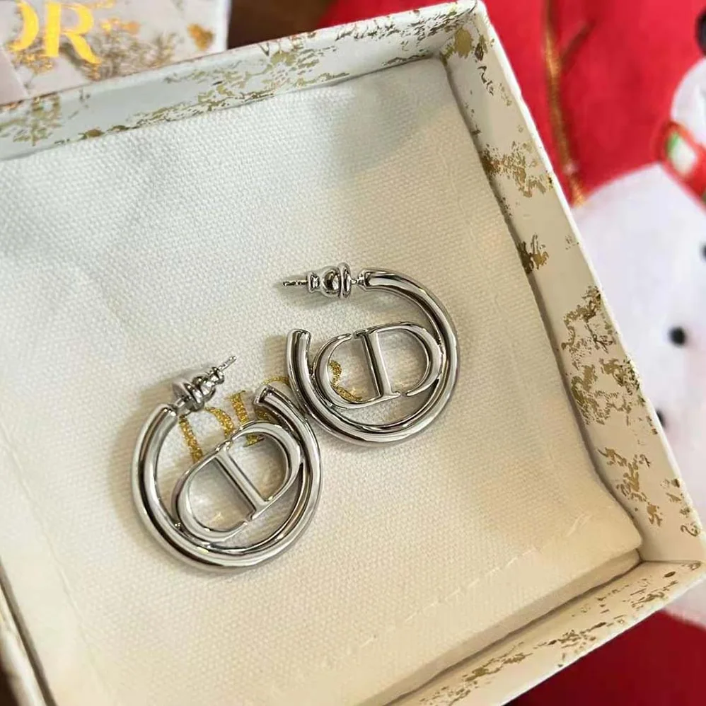 Dior 30 Montaigne Earrings Silver for Women in Finish Metal