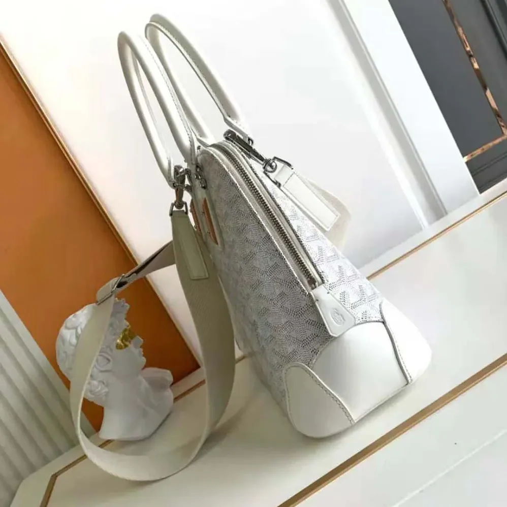 Goyard Vendôme PM Bag for Women in White Goyard Vendôme PM Bag for Women in White