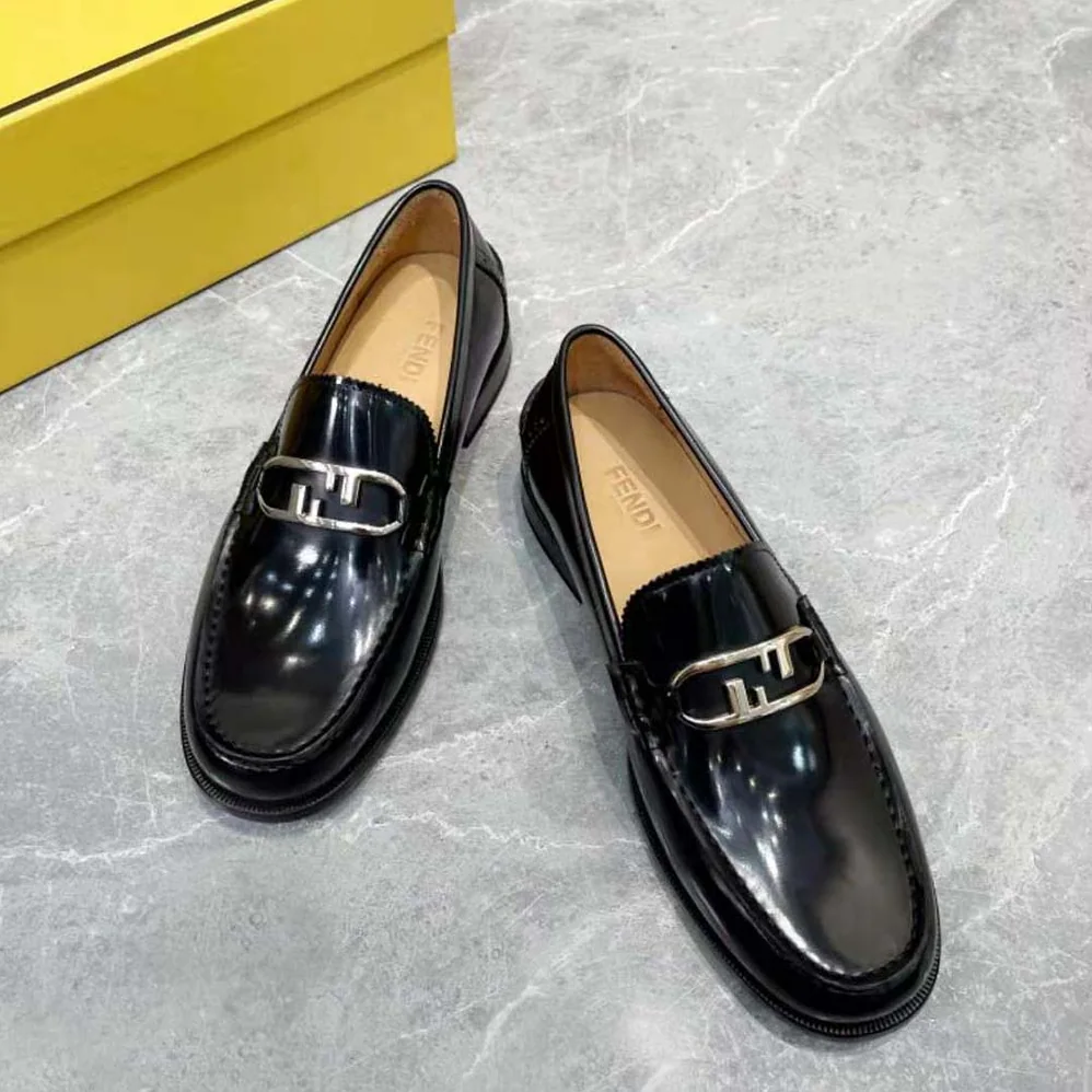 Fendi Black Leather Loafers with Fendi O'Lock Motif for Men Fendi Black Leather Loafers with Fendi O'Lock Motif for Men