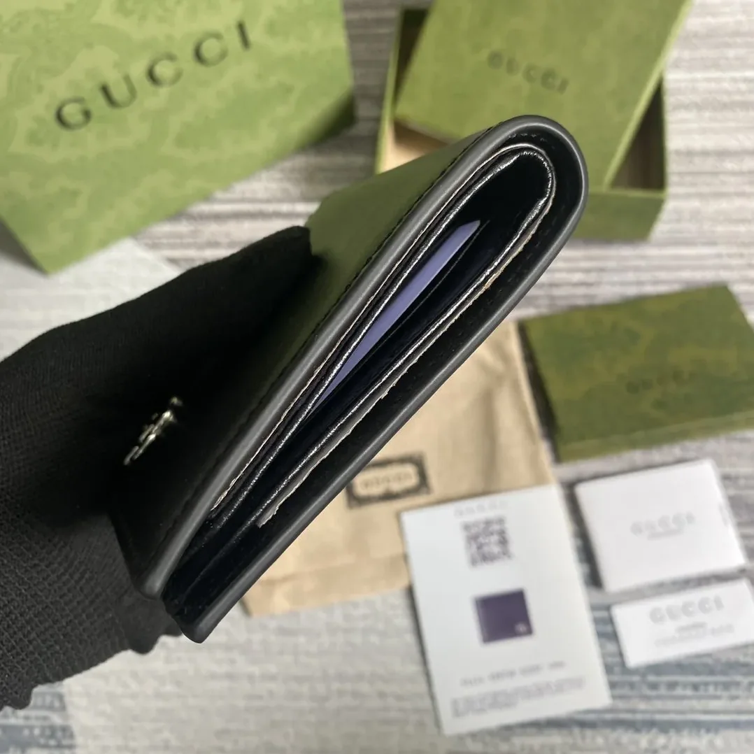 Gucci Marmont Bi in Fold Wallet Gucci Marmont Bi in Fold Wallet