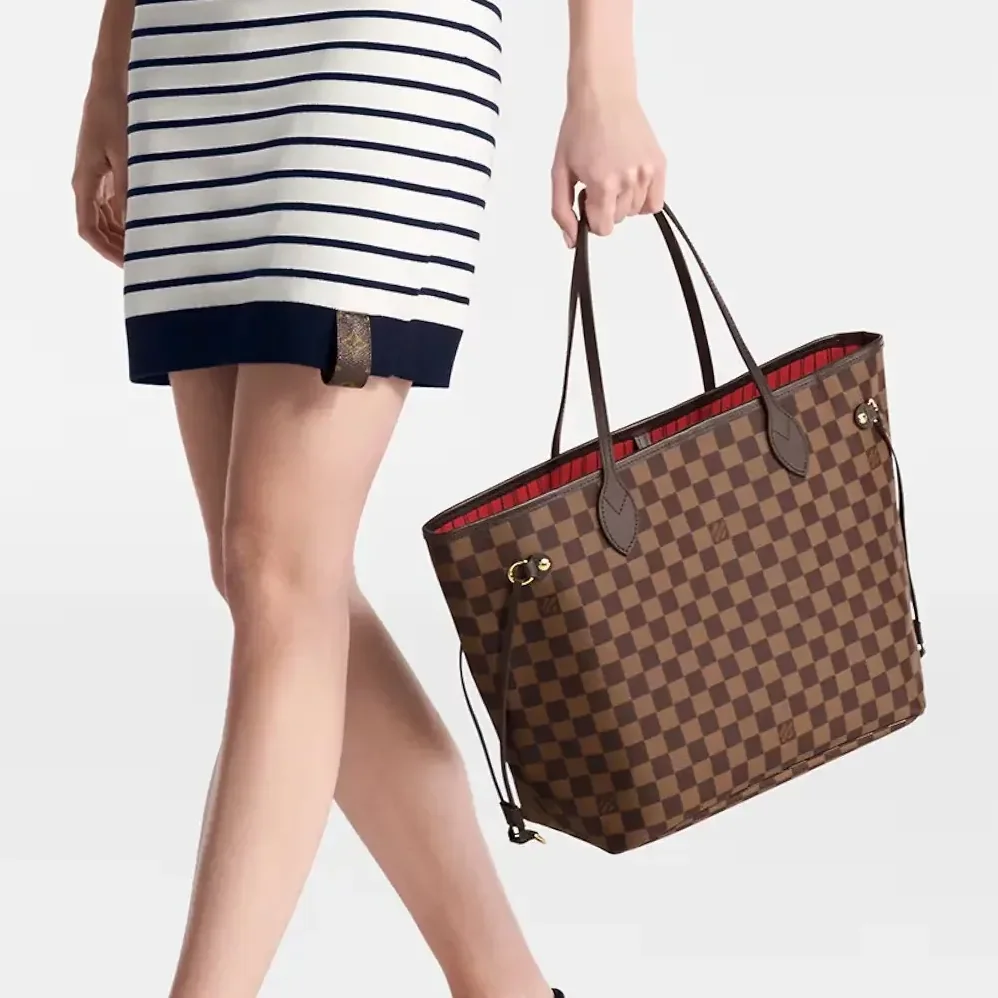 Louis Vuitton Neverfull MM Tote Bag / Brown Damier Ebene Gold Hardware