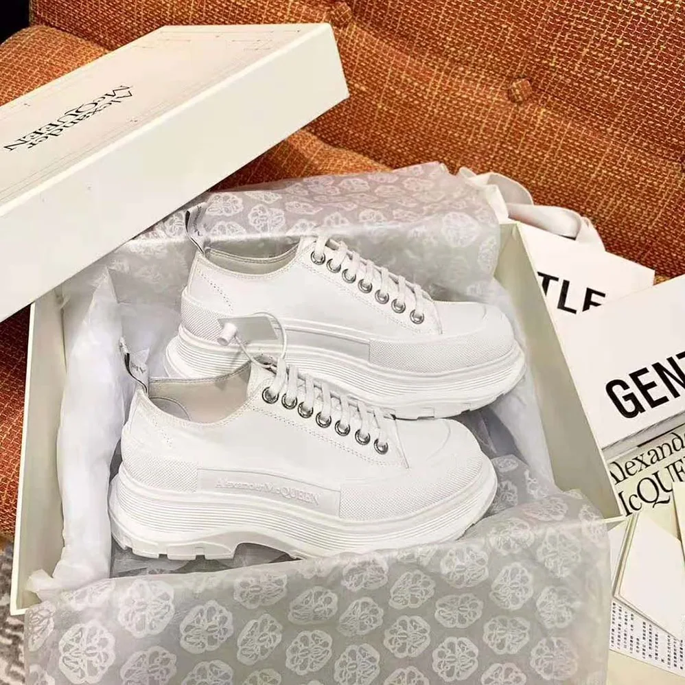Alexander Mcqueen Tread Slick Lace Up for Women in White