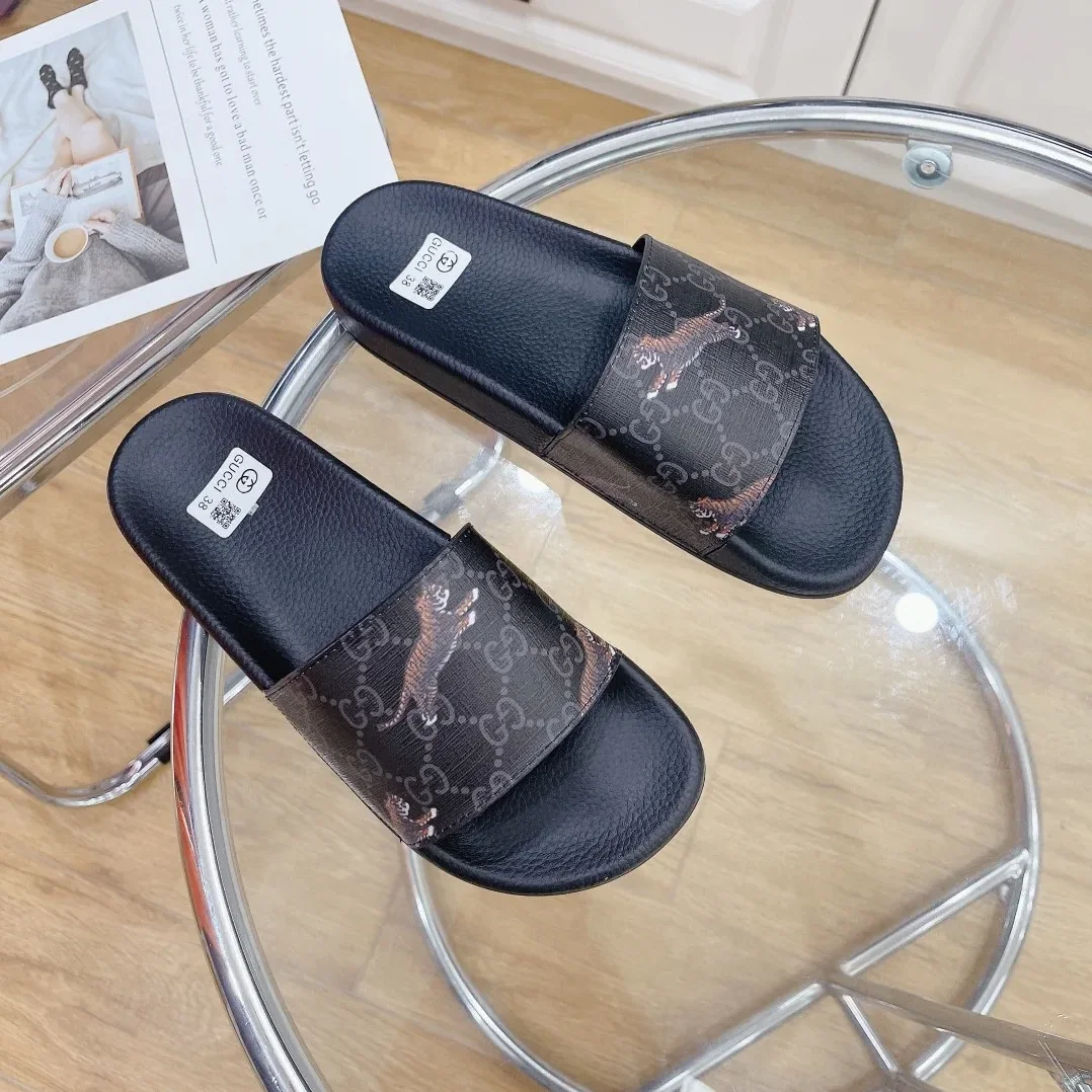 Gucci GG Supreme Slide Tiger Black for Women Gucci GG Supreme Slide Tiger Black for Women