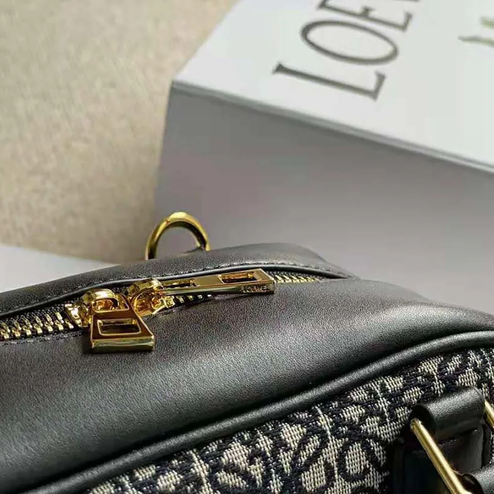 Loewe Amazona 19 Square Bag in Jacquard and Calfskin for Women in Black