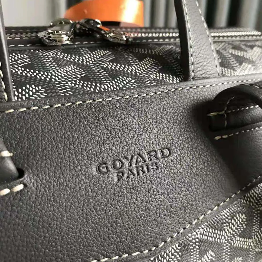 Goyard Sac A Dos Cisalpin in Goyardine Canvas & Chevroches Calfskin for Women in Silver Goyard Sac A Dos Cisalpin in Goyardine Canvas & Chevroches Calfskin for Women in Silver