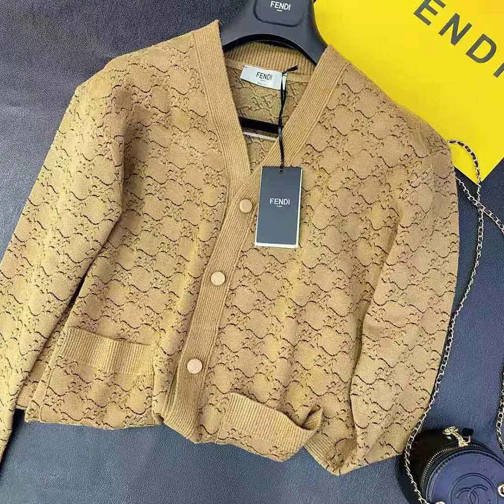 Fendi Sweater Beige Velvet and Viscose Cardigan with V-neck and Low-Cut Set for Women in in Sleeves Fendi Sweater Beige Velvet and Viscose Cardigan with V-neck and Low-Cut Set for Women in in Sleeves
