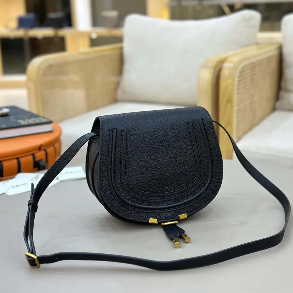 Chloe Marcie Saddle Bag is Crafted Leather for Women Chloe Marcie Saddle Bag is Crafted Leather for Women