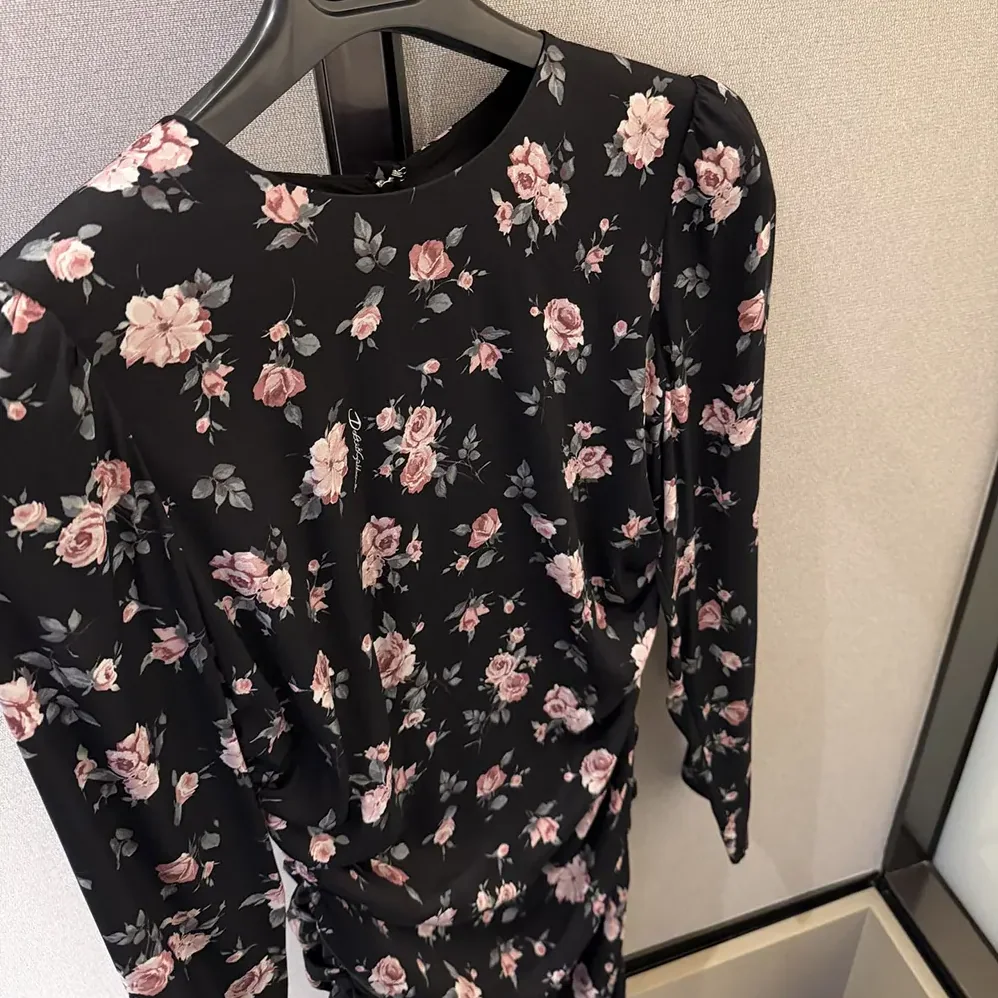Dolce Gabbana D&G Vintage Rose for Women in Print Draped Dress Dolce Gabbana D&G Vintage Rose for Women in Print Draped Dress
