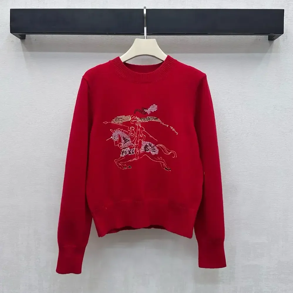 Burberry Cross Stitch EKD Wool Cashmere Sweater for Men in Red Burberry Cross Stitch EKD Wool Cashmere Sweater for Men in Red