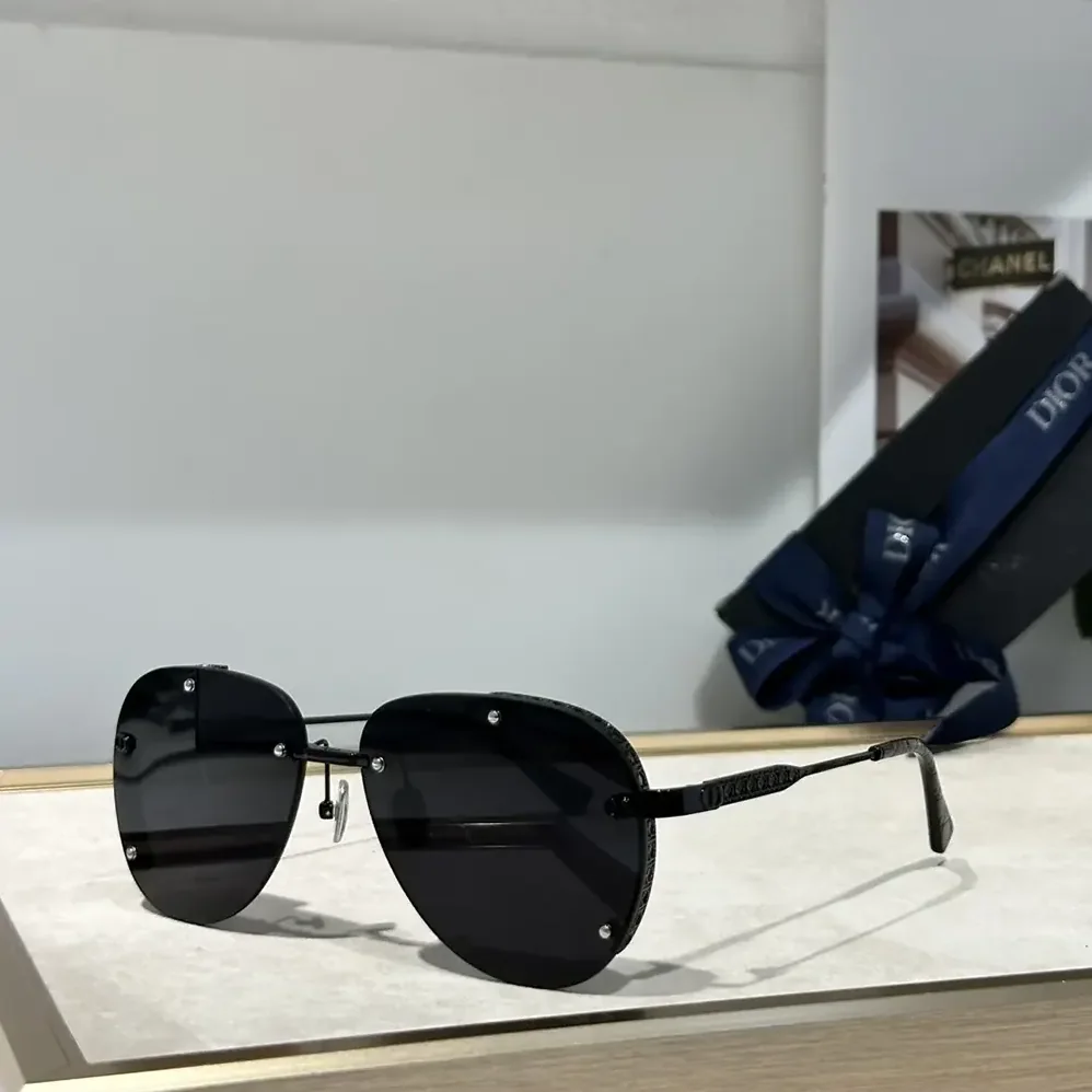 Dior NeoDior A1U Gold Mirrored Aviator Sunglasses for Unisex