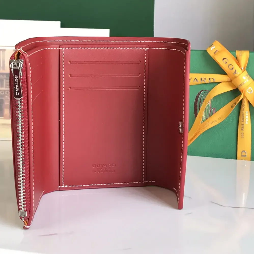 Goyard Saint Gabrie Wallet for Unisex in Red Goyard Saint Gabrie Wallet for Unisex in Red
