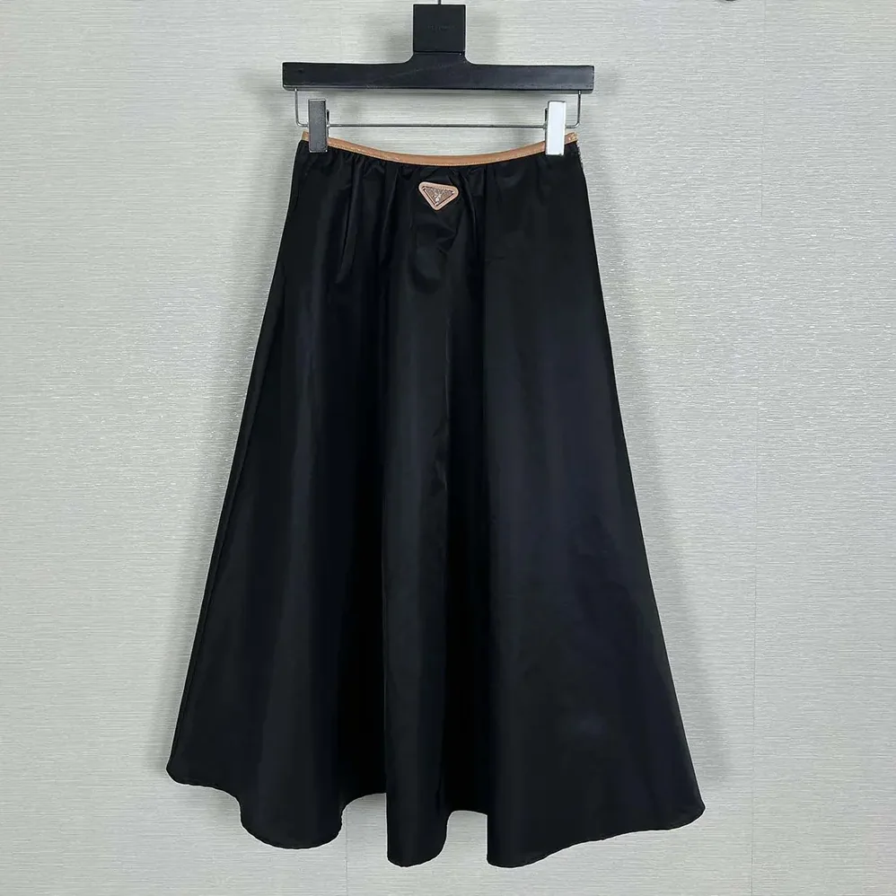 Prada Full Re for Women in Nylon Skirt Prada Full Re for Women in Nylon Skirt