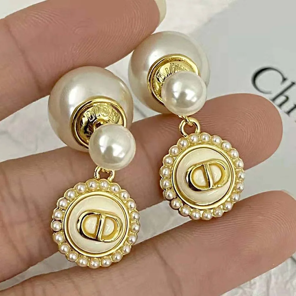 Dior Tribales Earrings Gold-Finish Metal with White Resin Pearls and Latte Glass for Women Dior Tribales Earrings Gold-Finish Metal with White Resin Pearls and Latte Glass for Women