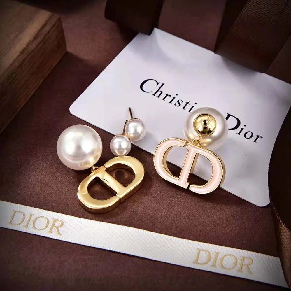 Dior Dior Tribales Earrings Gold-Finish Metal and White Resin Pearls with Sand Pink Lacquer for Women
