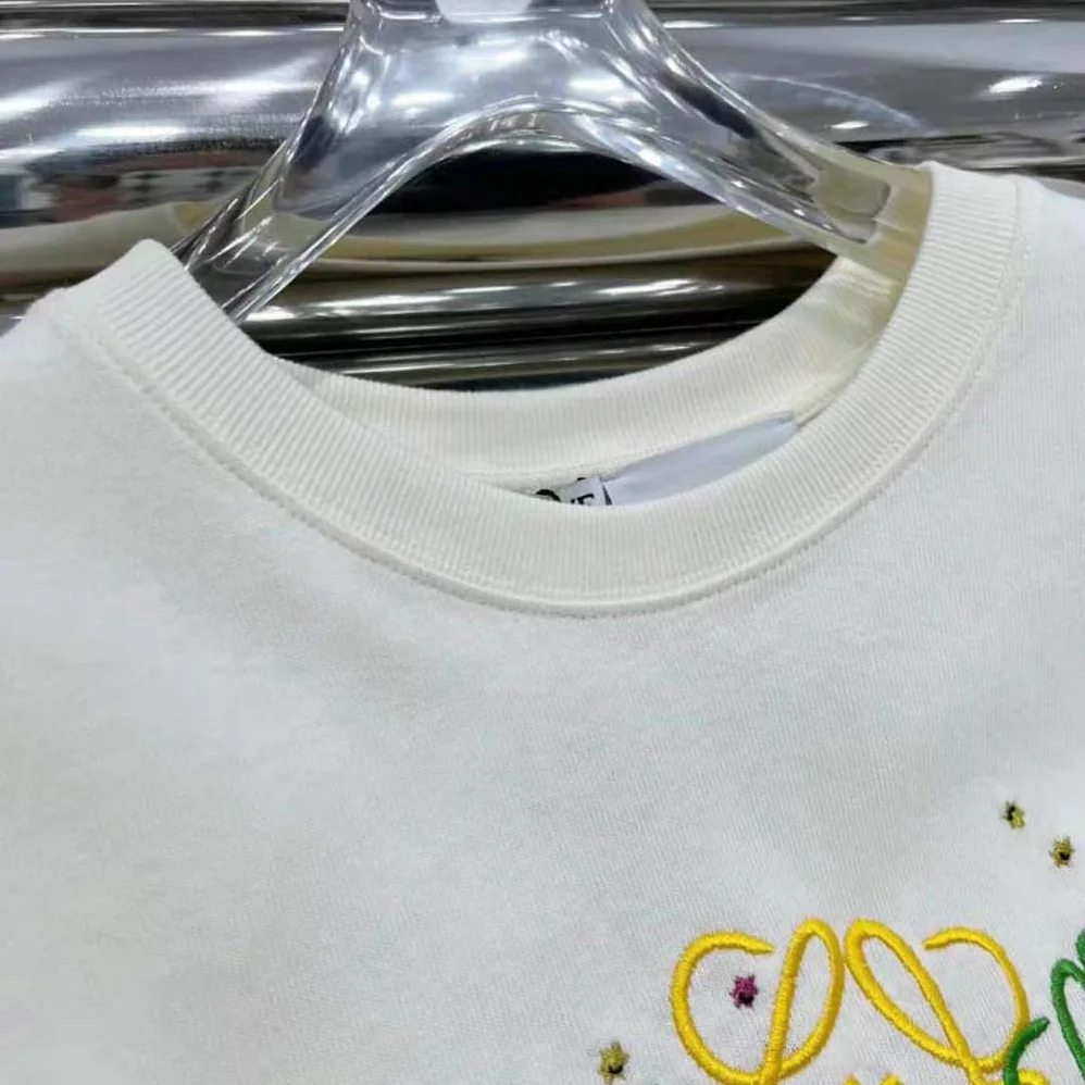 Loewe Susuwatari Anagram T-Shirt in Cotton for Men in Beige Loewe Susuwatari Anagram T-Shirt in Cotton for Men in Beige