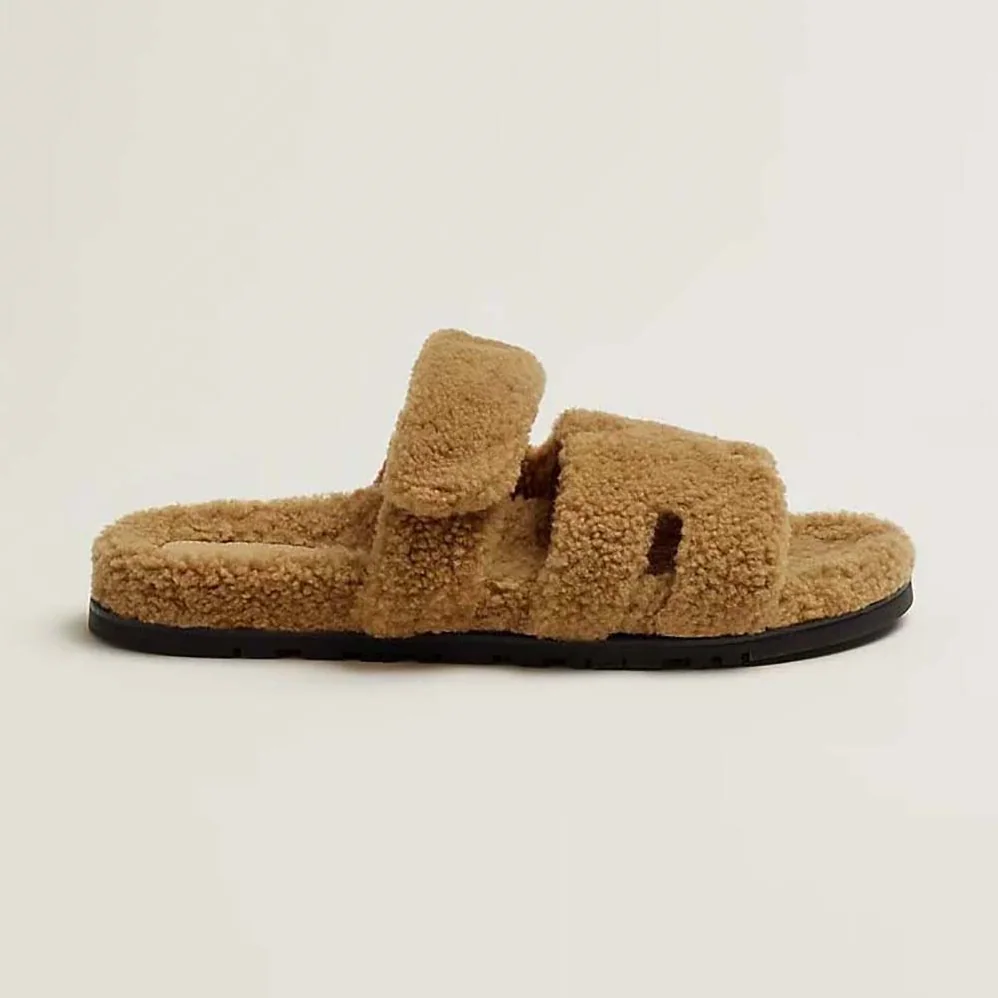 Hermes Chypre Sandal in Woolskin for Women in Brown