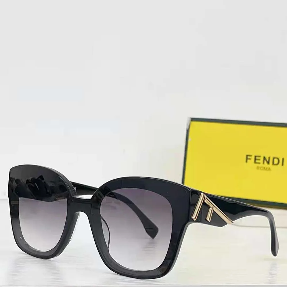 Fendi Square Fendi First Black Acetate Sunglasses for Women Fendi Square Fendi First Black Acetate Sunglasses for Women