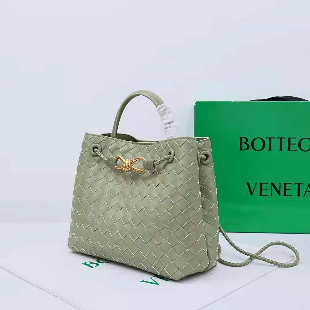 Bottega Veneta Small Andiamo in Lambskin Leather for Women in Yellow Bottega Veneta Small Andiamo in Lambskin Leather for Women in Yellow