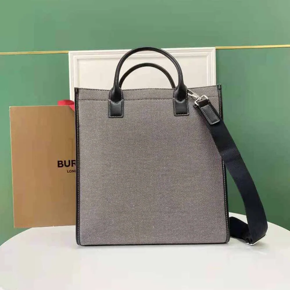 Burberry Horseferry Print Cotton Canvas Tote for Women Burberry Horseferry Print Cotton Canvas Tote for Women
