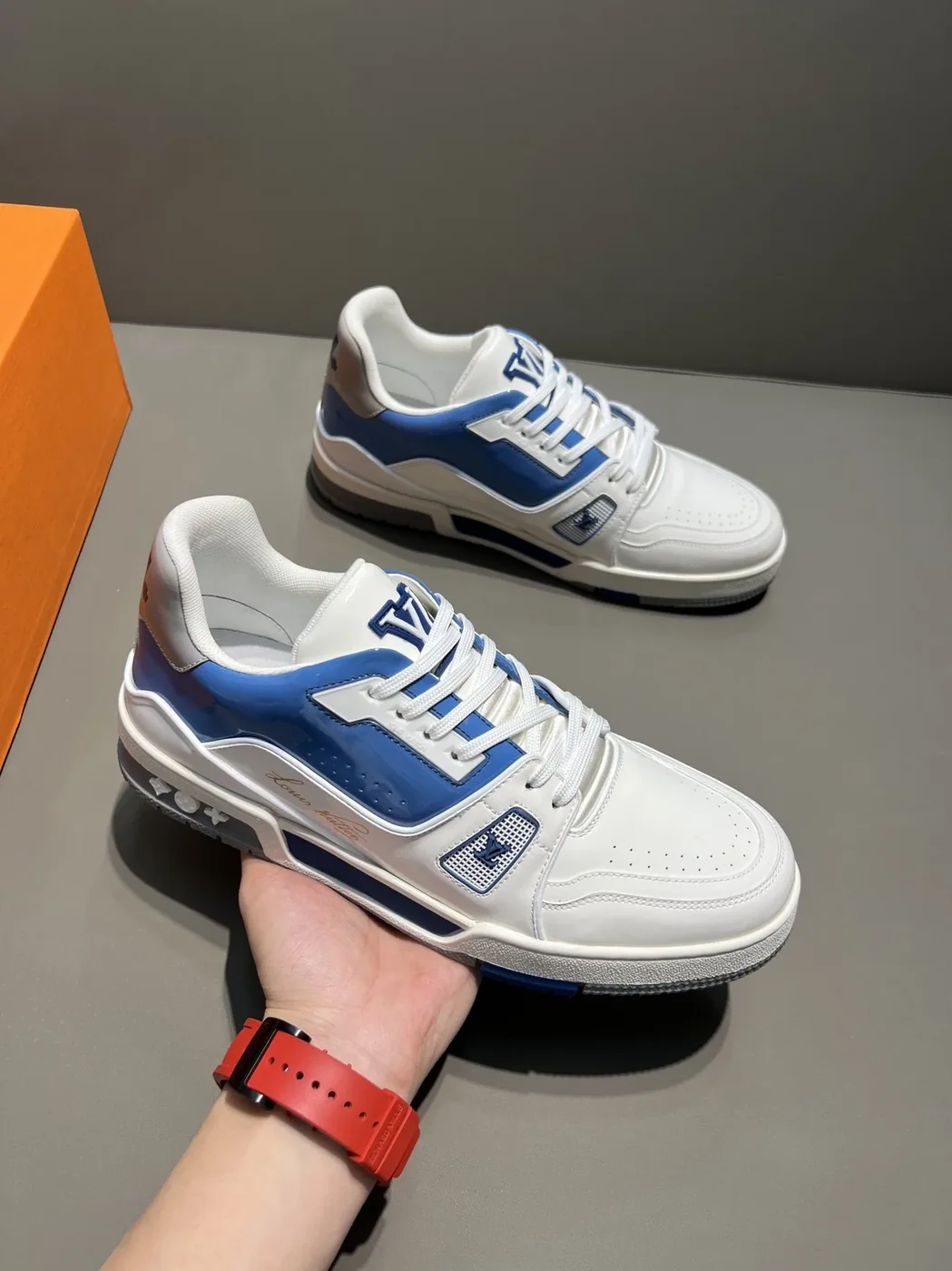 Louis Vuitton Trainer Sneaker White in Blue Virgil Abloh